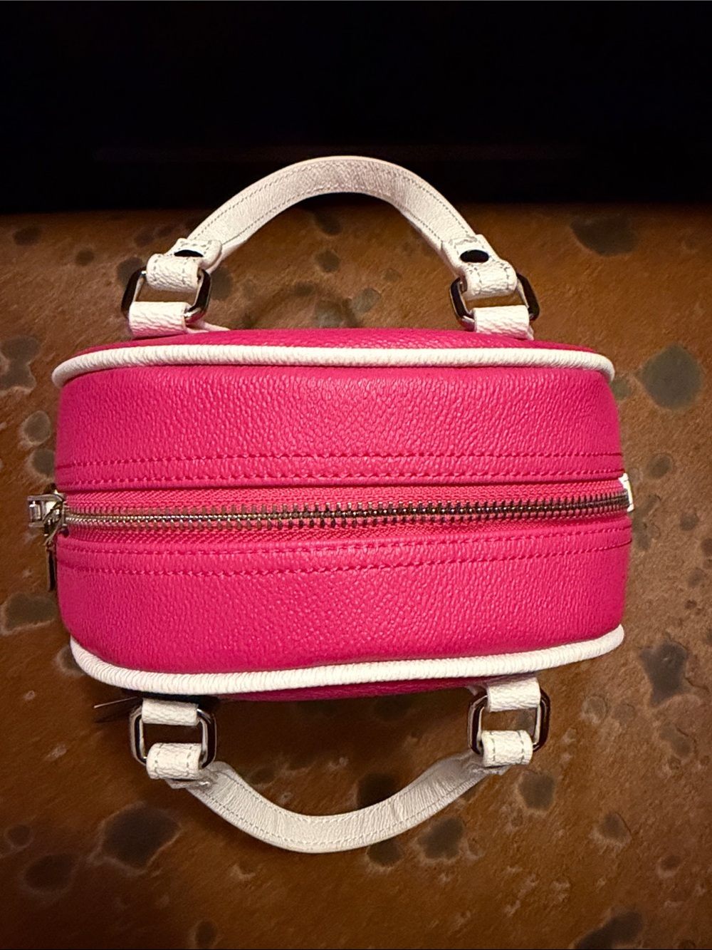 Von Dutch Hot Pink Mini Dome Satchel with White Trim - Picture 3 of 9